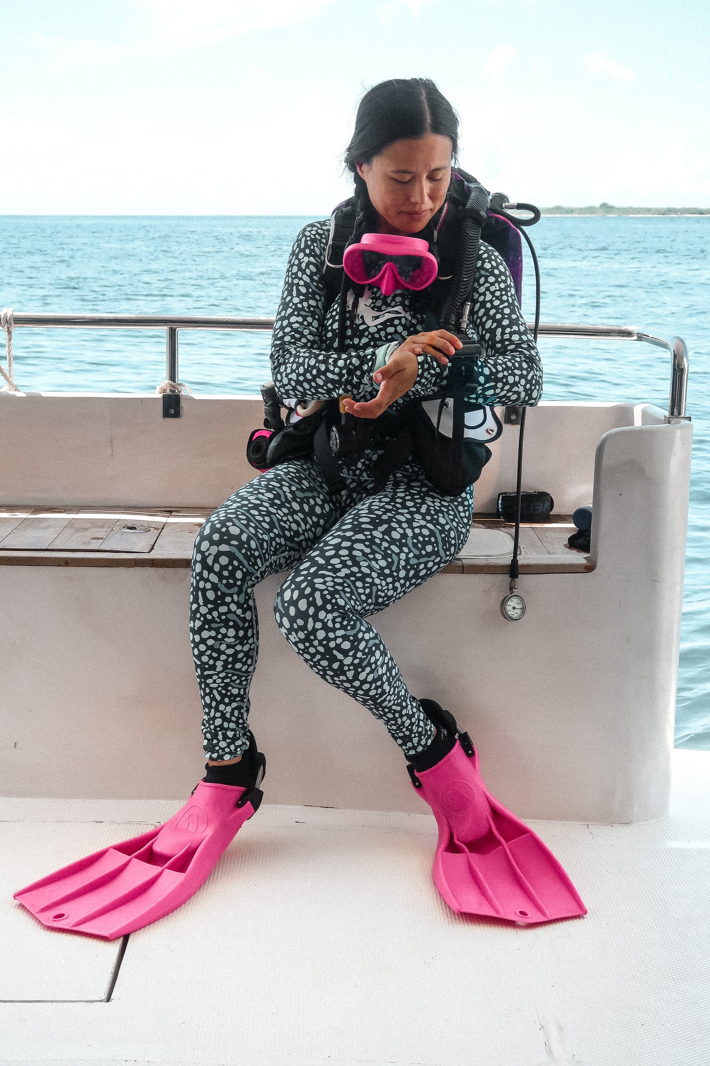 Whale Shark Dive Leggings - Divewear Collection